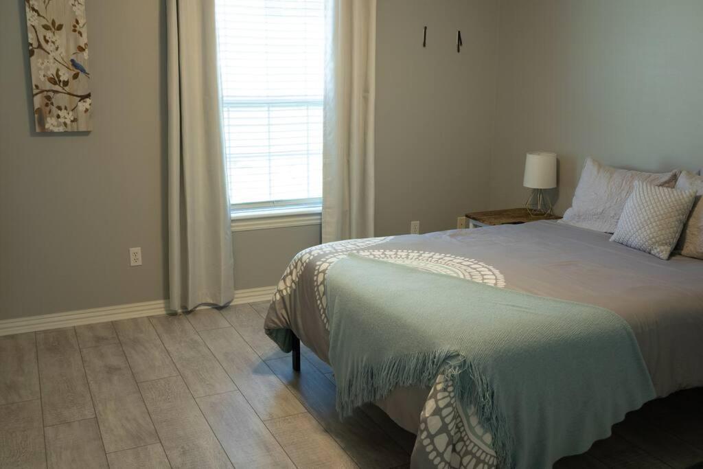 Villa Walking Distance To Coler Mtn Bike - 3Br 2Ba à Bentonville Extérieur photo