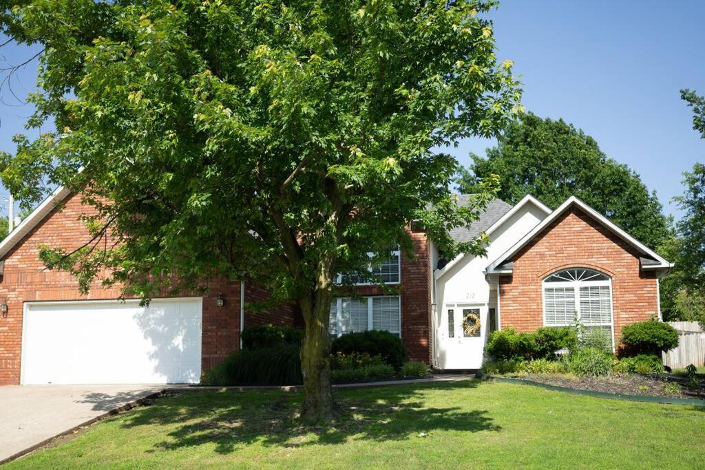 Villa Walking Distance To Coler Mtn Bike - 3Br 2Ba à Bentonville Extérieur photo